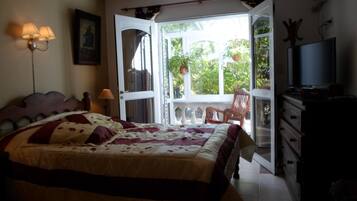 Minibar, decoración personalizada y muebles diferentes