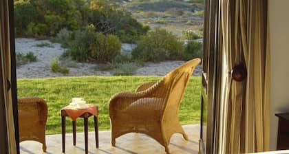 Draaihoek Lodge & Restaurant