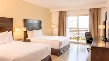 Ropa de cama de alta calidad, camas con pillow-top y minibar