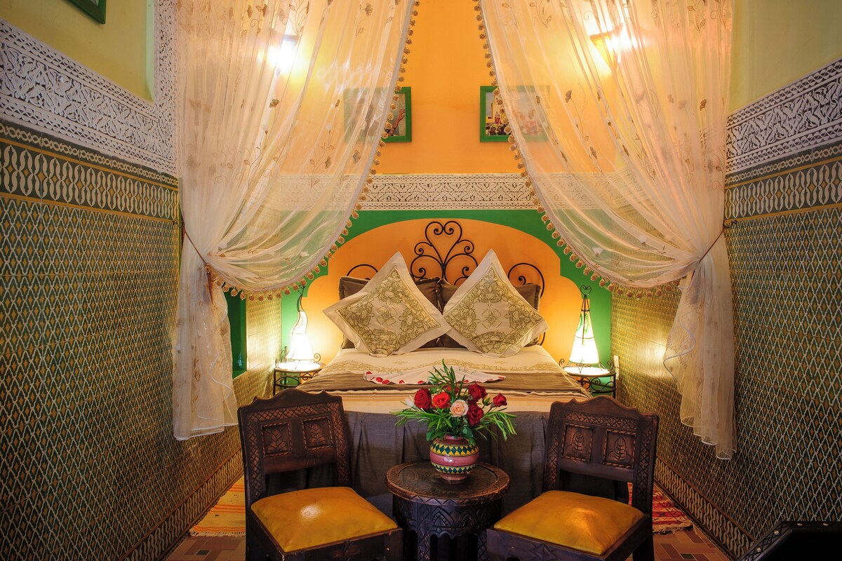 Blackout drapes, WiFi (free), individually decorated