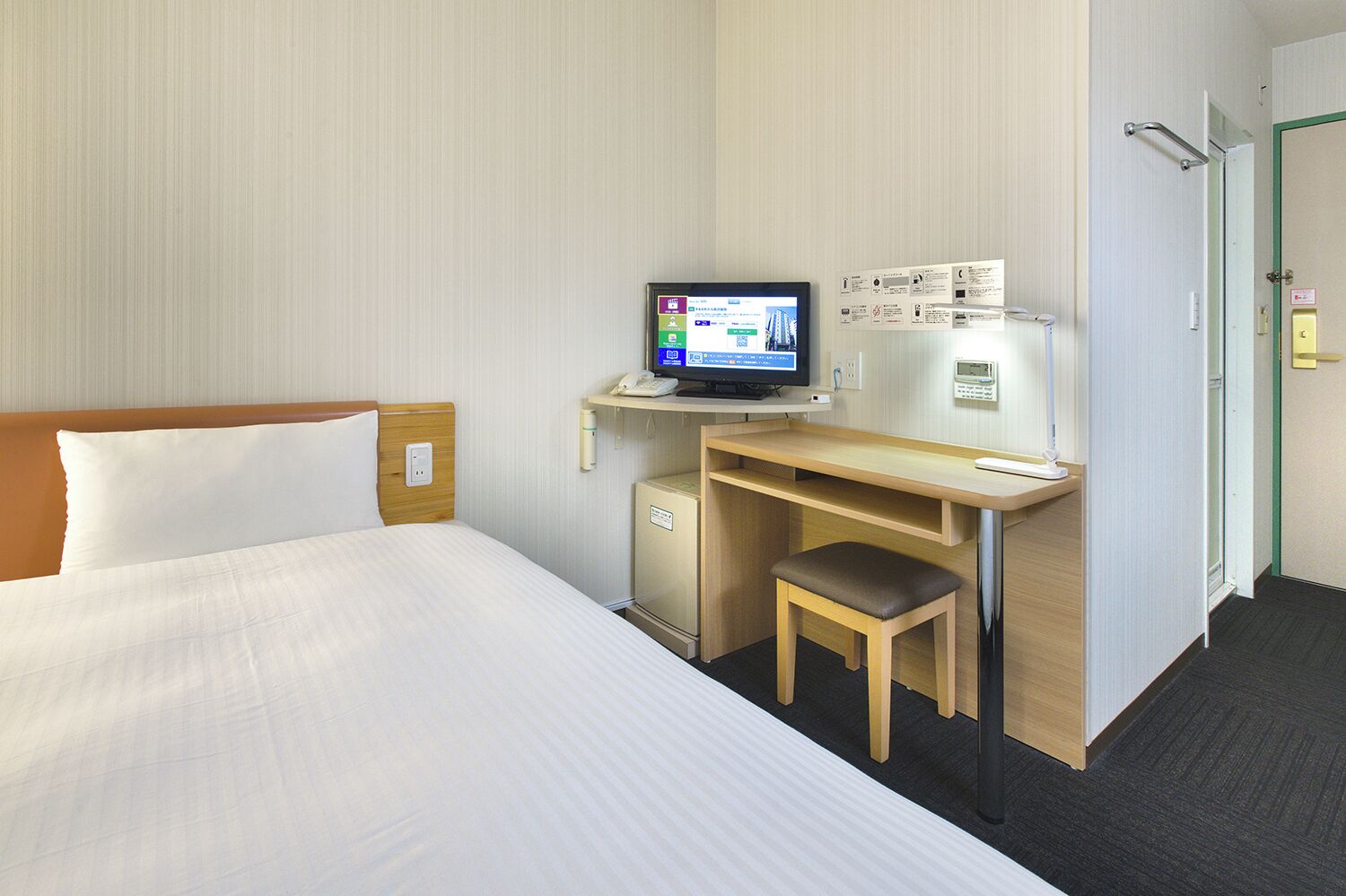 Down comforters, free WiFi, bed sheets