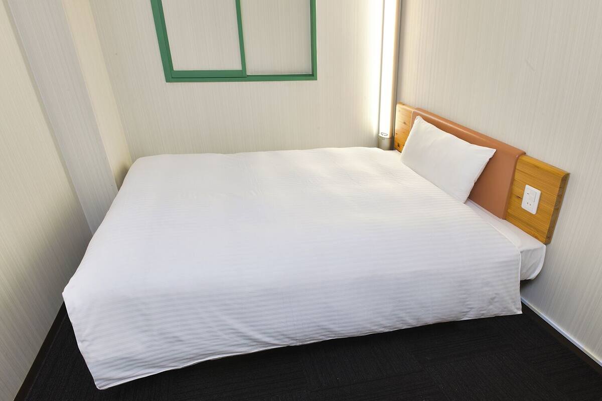 ผ้านวมขนเป็ด, Wi-Fi ฟรี, ผ้าปูที่นอน