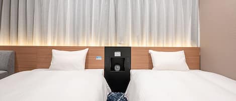 Down comforters, free wired internet