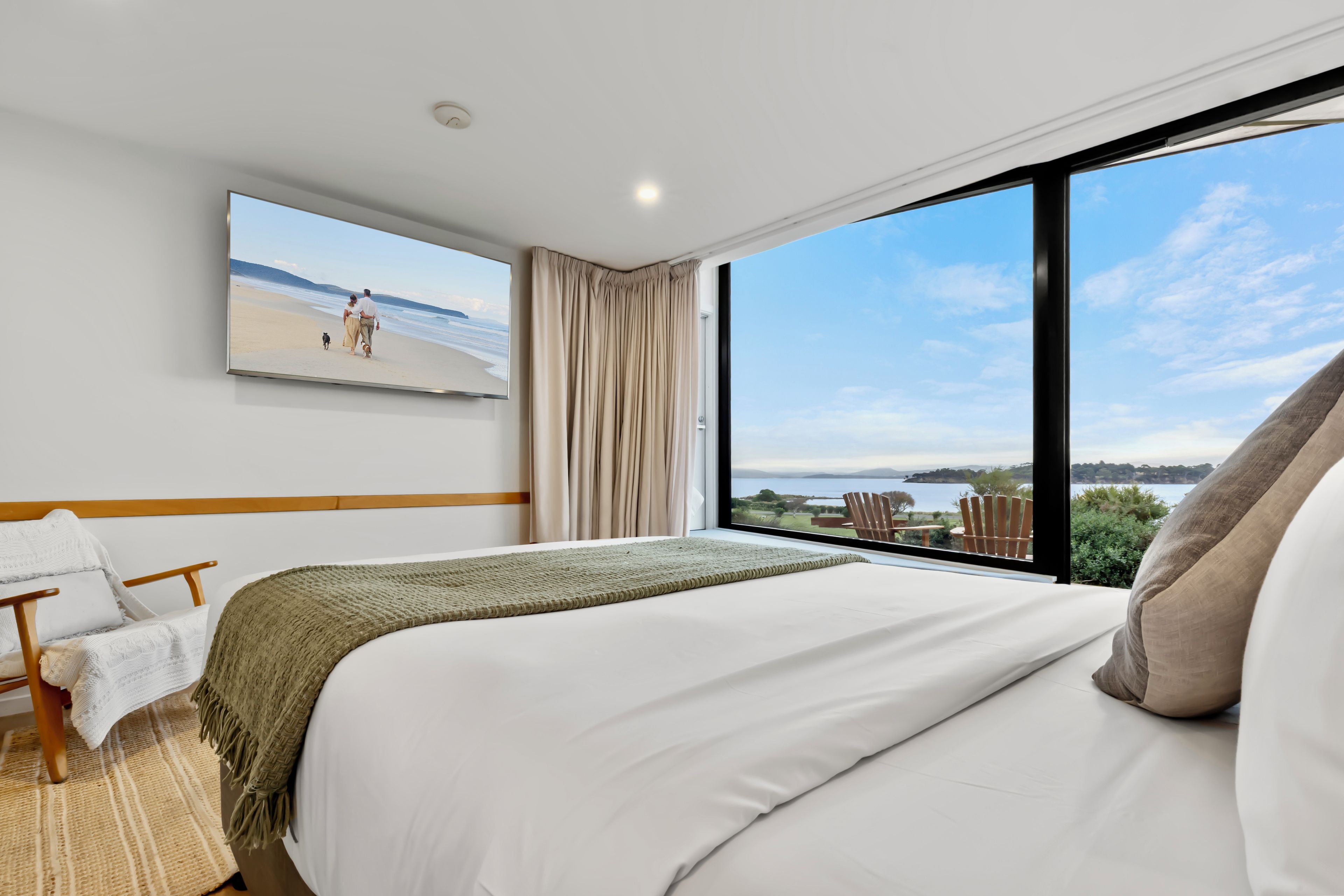 Hotel Bruny Lodge