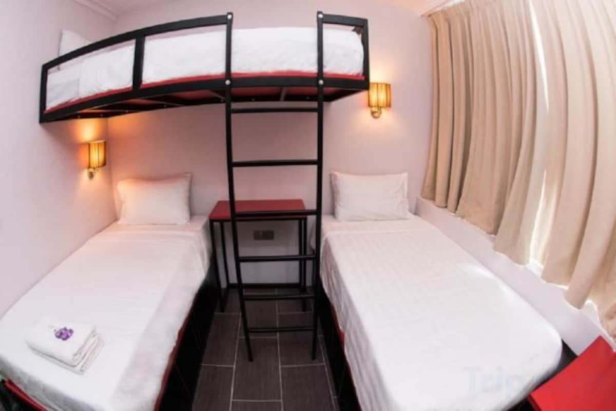 1 bedroom, in-room safe, desk, blackout drapes