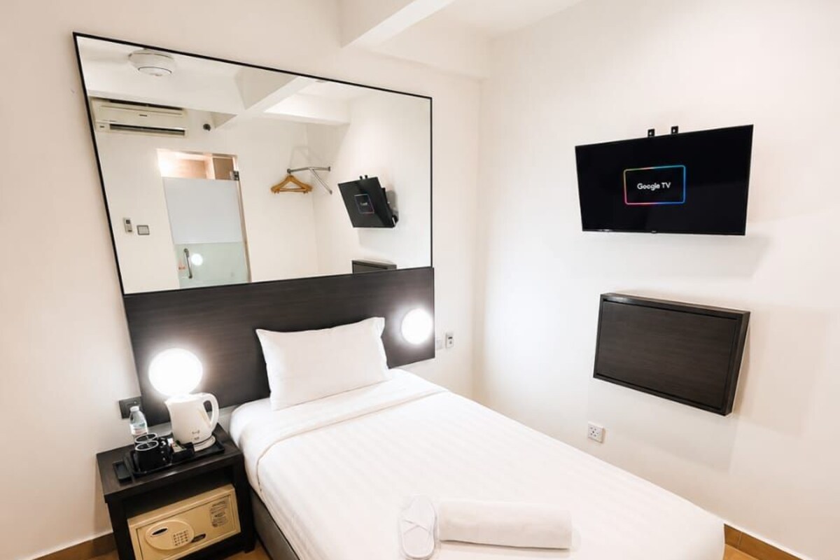Single Room With TV