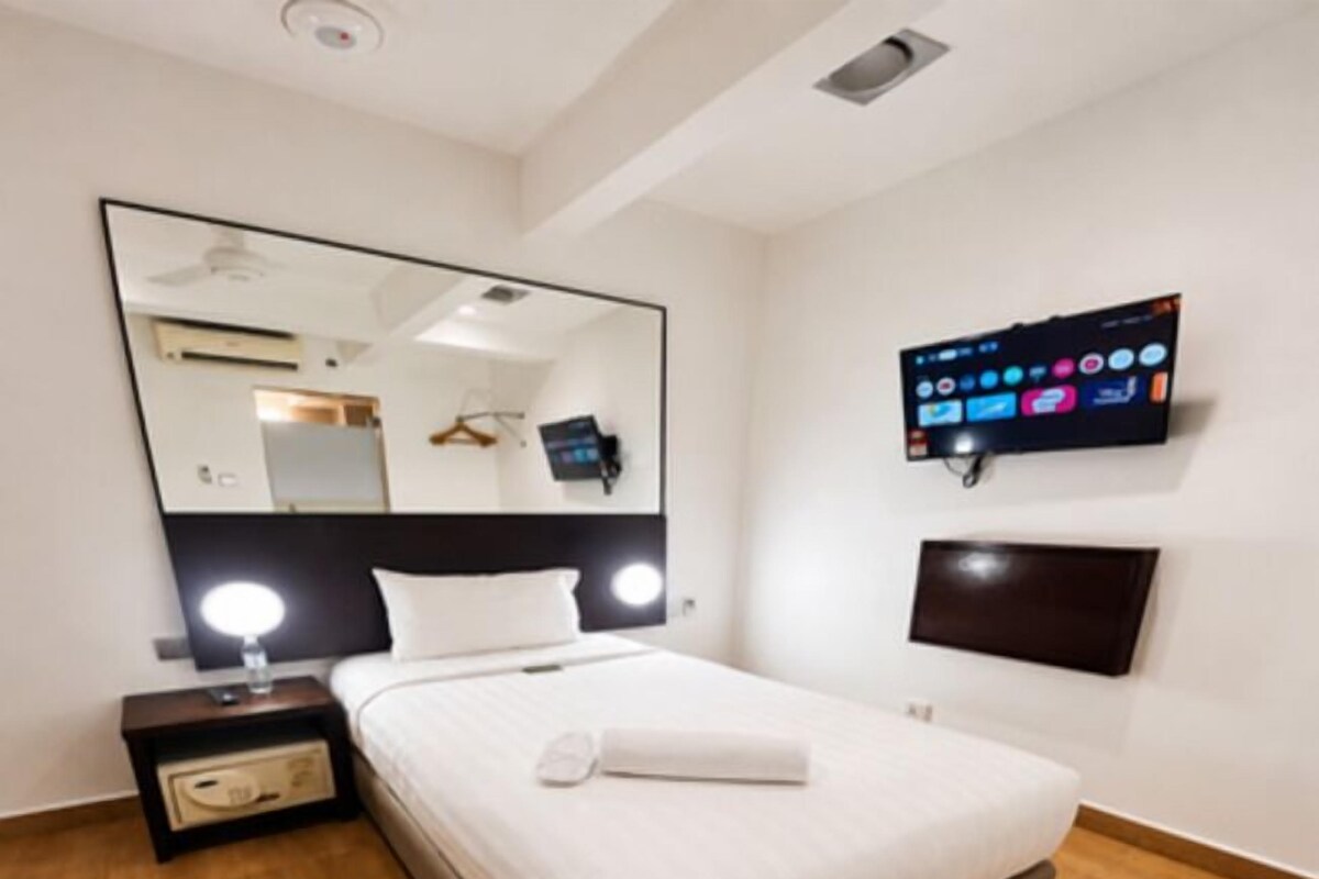 Single Room With TV | In-room safe, desk, blackout curtains, free WiFi