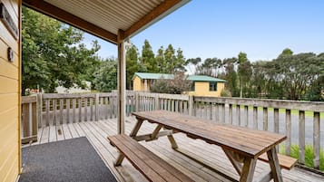 Holiday Unit (2BR) | Terrace/patio