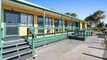 Lodge Room | Terrace/patio