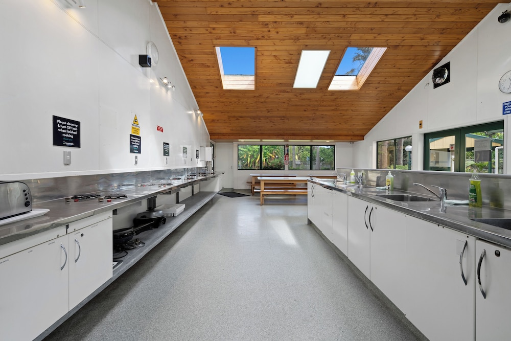 Tasman Holiday Parks - Miranda by null