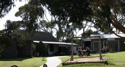 Seal Bay Cottages