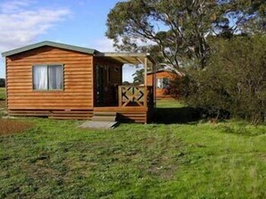 Exterior - Seal Bay Cottages (Seddon)