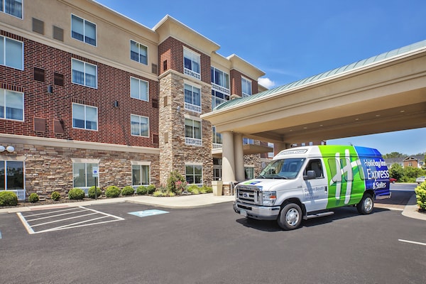 Holiday Inn Express Hotel & Suites Dayton South - I-675 By Ihg - Waynesville, OH