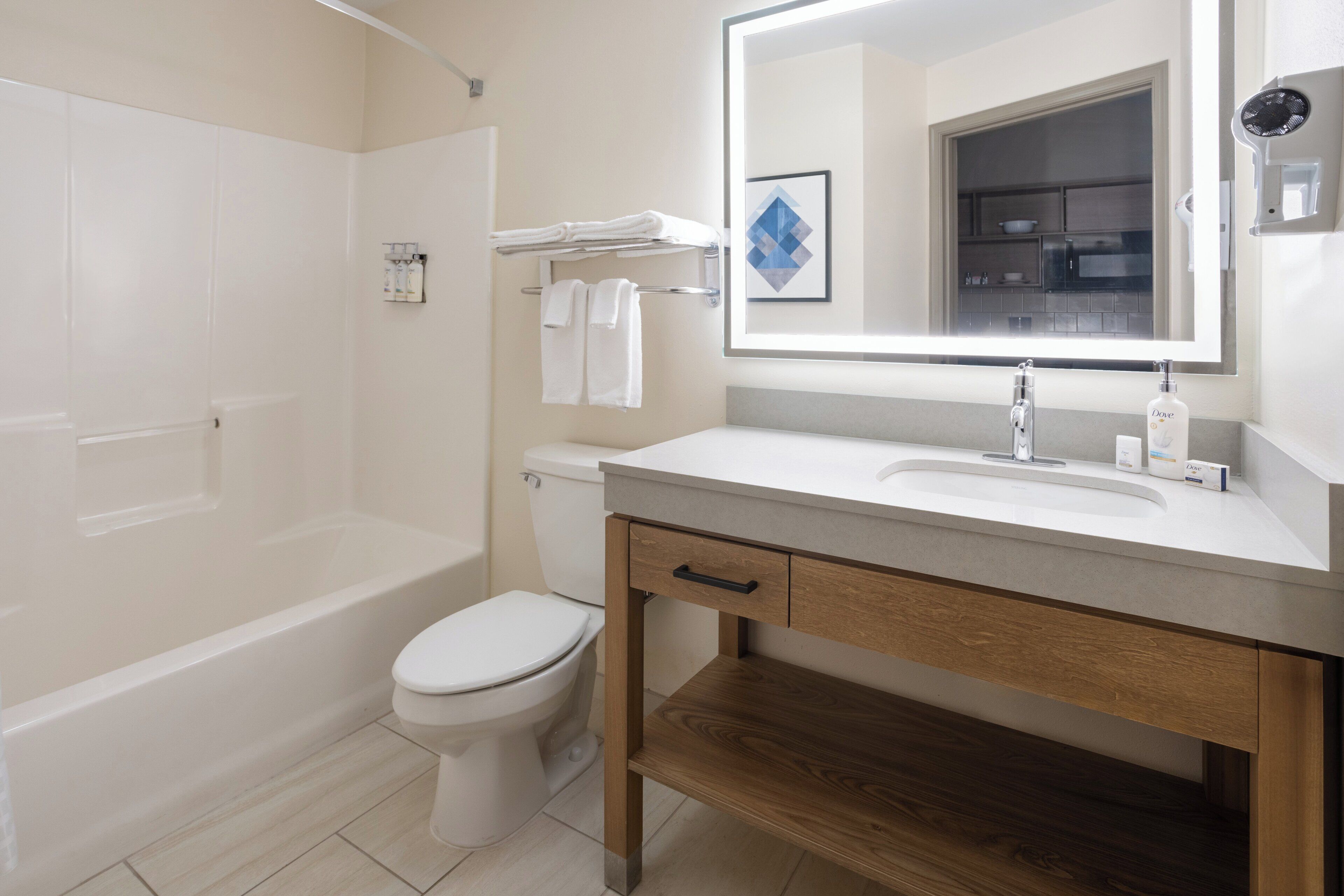 studio suite, 1 queen bed | in-room safe, desk, blackout curtains, iron/ironing board