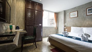 Pillow-top beds, minibar, desk, free WiFi