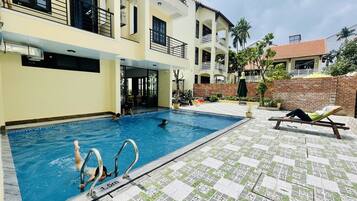 Deluxe Room, 1 Bedroom | Teres/patio