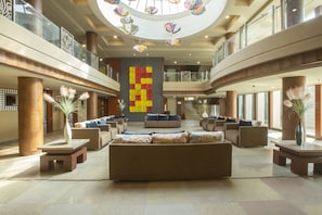 ロビー応接スペース