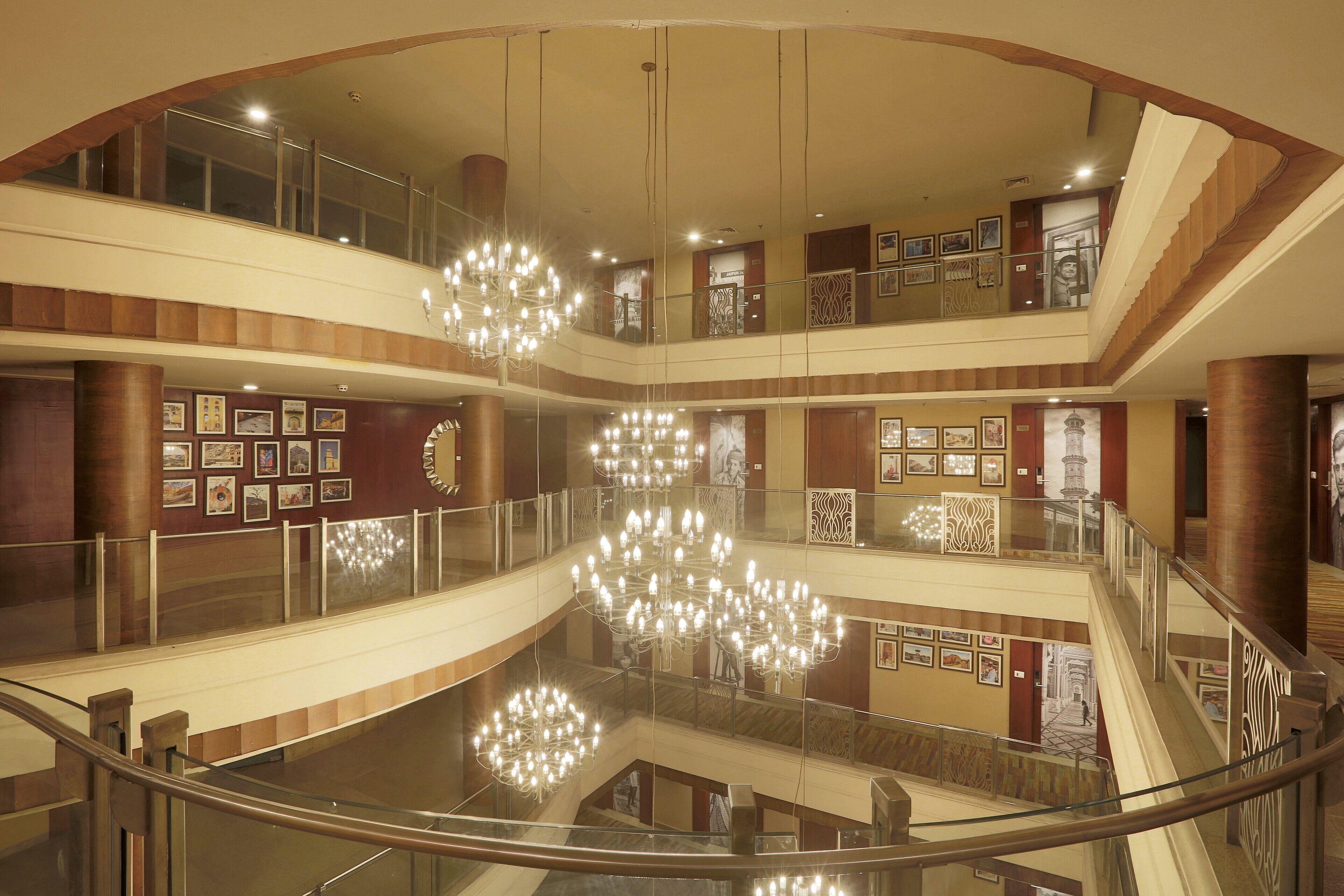 Foto - Vesta International