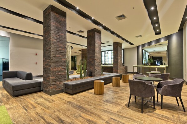 Lobby - Melia Ibirapuera (São Paulo)