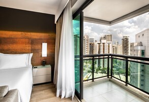 Camera Premium, 1 letto queen (Grand Premium with balcony) | Biancheria in cotone egiziano, biancheria da letto di alta qualità