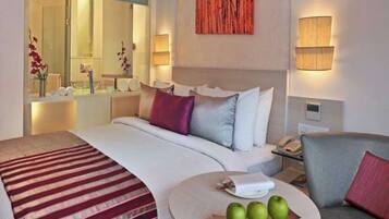 Premium bedding, minibar, in-room safe, desk