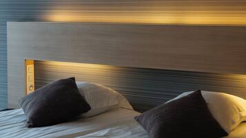 Minibar, in-room safe, desk, soundproofing