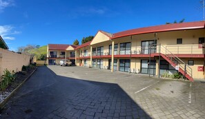 Front of property - Rayland Epsom Motel (Auckland)