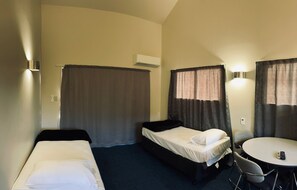 Familiesuite | Opholdsområde | LCD-tv