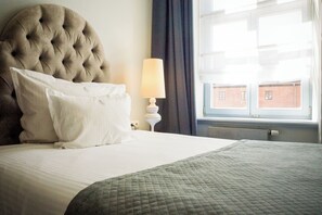 Premium bedding, in-room safe, individually decorated - Hotel Krasicki (Lidzbark Warminski)