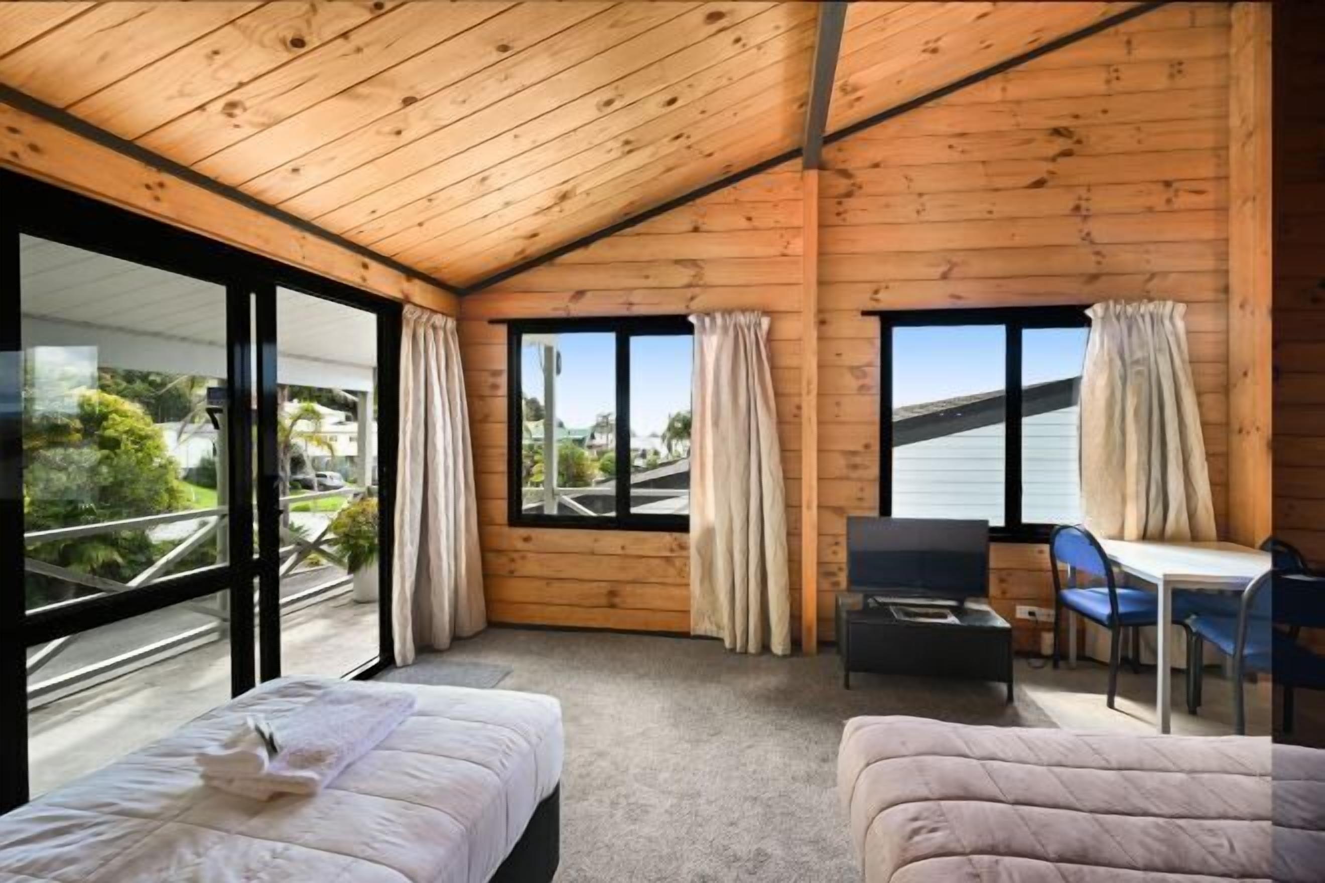 8 habitaciones y sábanas de algodón egipcio 