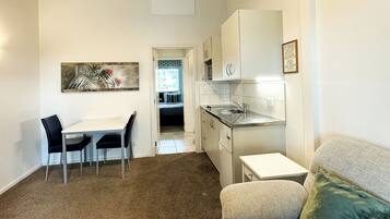 1 Bedroom Apartment | 8 bedrooms, Egyptian cotton sheets, premium bedding, Select Comfort beds