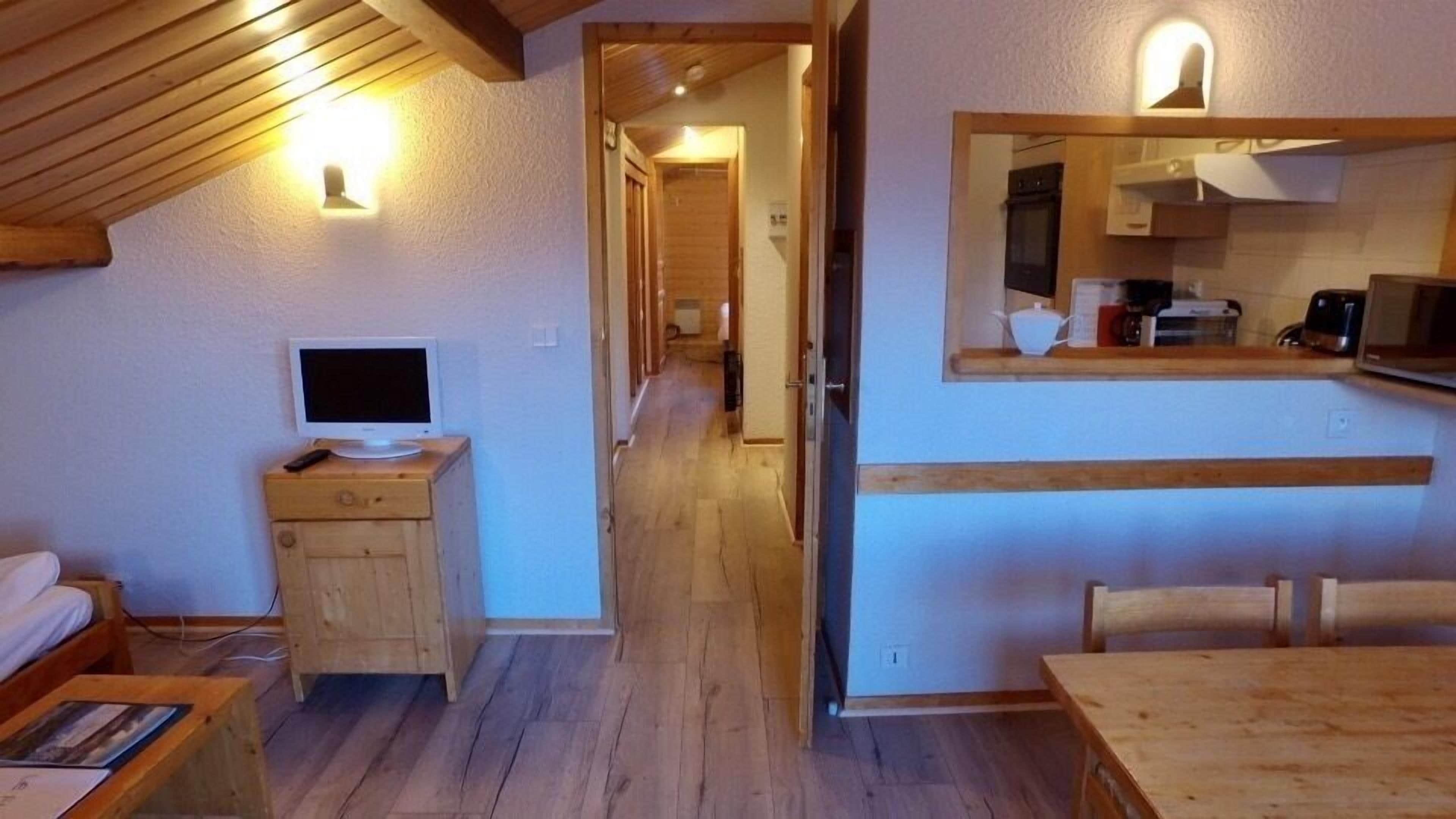 Apartment (7 Pers) | Blackout curtains, iron/ironing board, free cots/infant beds