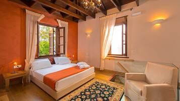 Exclusive Suite (Jasmin) | Frette Italian sheets, in-room safe, individually furnished, desk