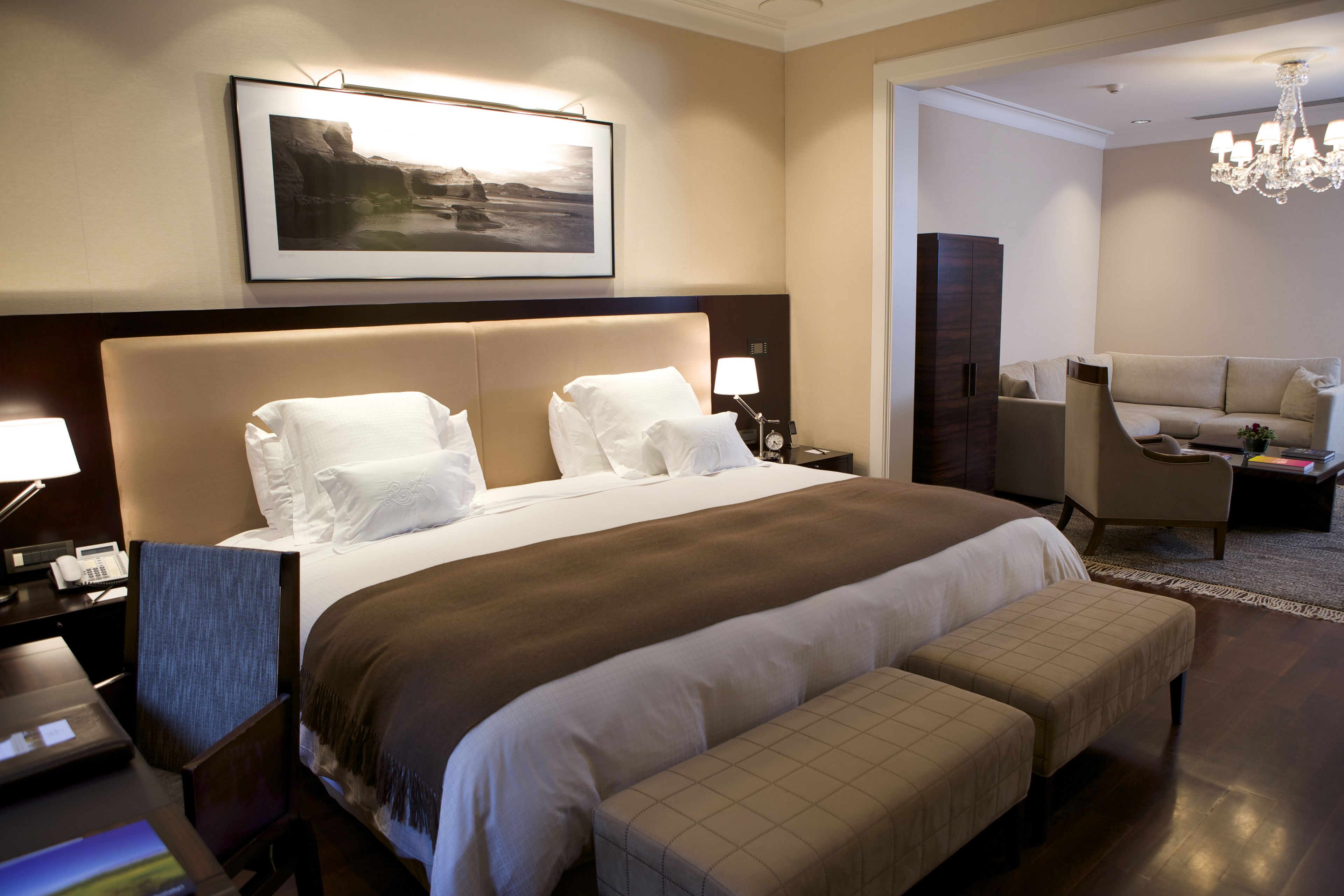 1 bedroom, egyptian cotton sheets, premium bedding, down duvets