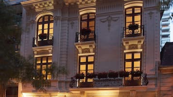 Fachada de la propiedad