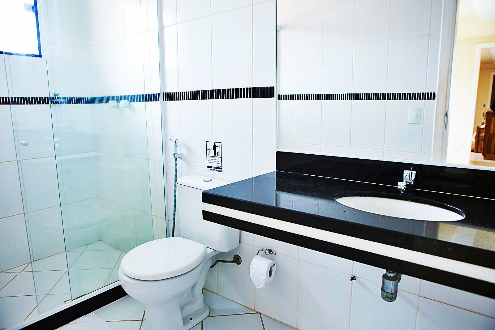 flat com cozinha 2º andar | bathroom | towels