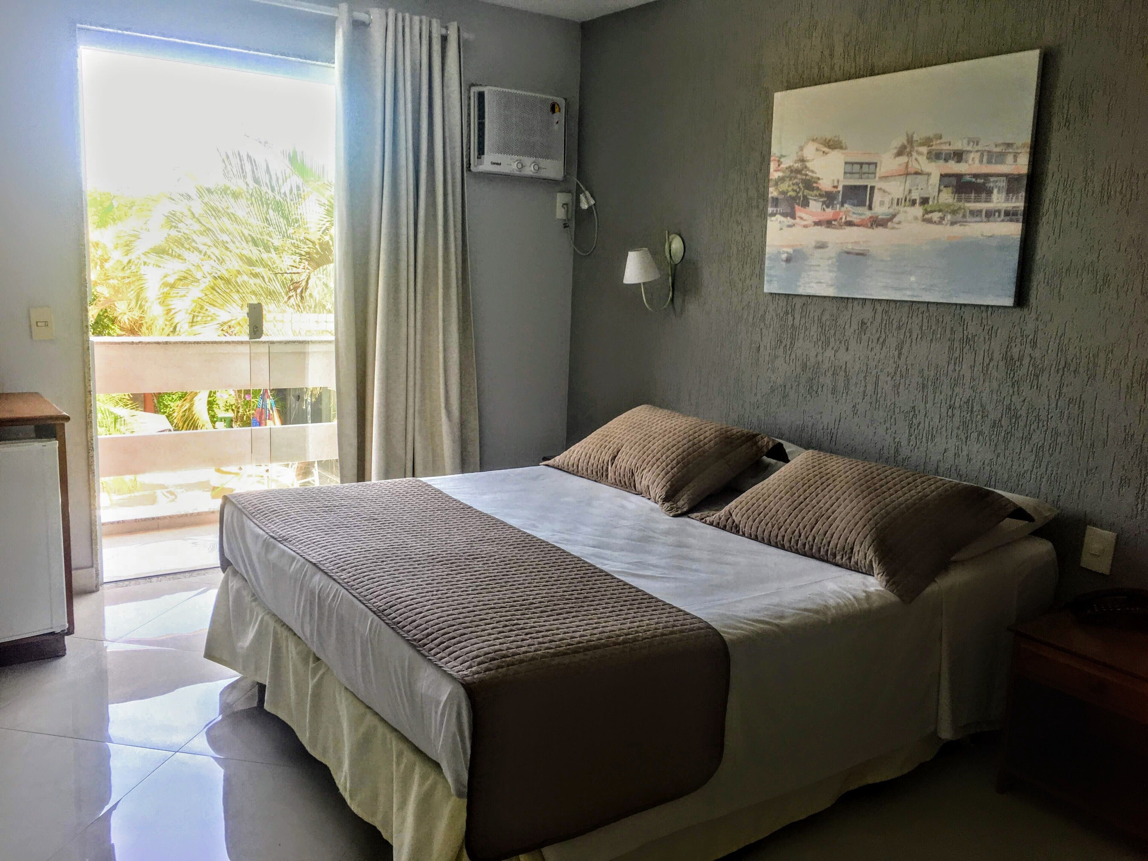 traditional room | 1 bedroom, minibar, in-room safe