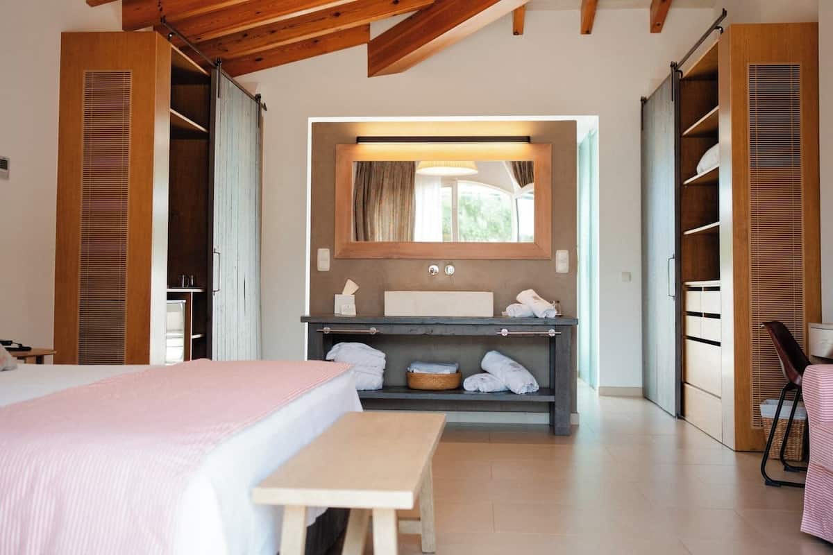 1 bedroom, minibar, in-room safe, desk