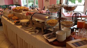 Petit déjeuner buffet compris tous les jours