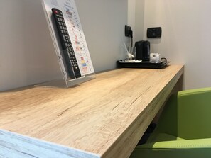Habitación doble superior | Edredones de plumas, caja fuerte, escritorio y wifi gratis