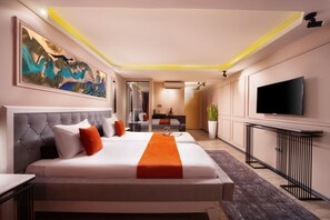Suite Atrium | Premium bedding, pillow-top beds, minibar, in-room safe - Harbiye Residence (Istanbul)