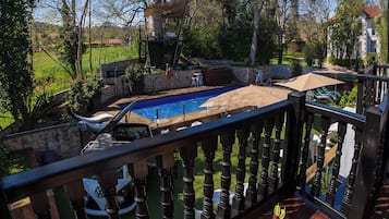 Habitación Doble Superior Vistas a la Piscina | Premium bedding, down comforters, in-room safe, desk