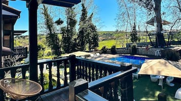 Habitación Doble Superior Vistas a la Piscina | Balcone