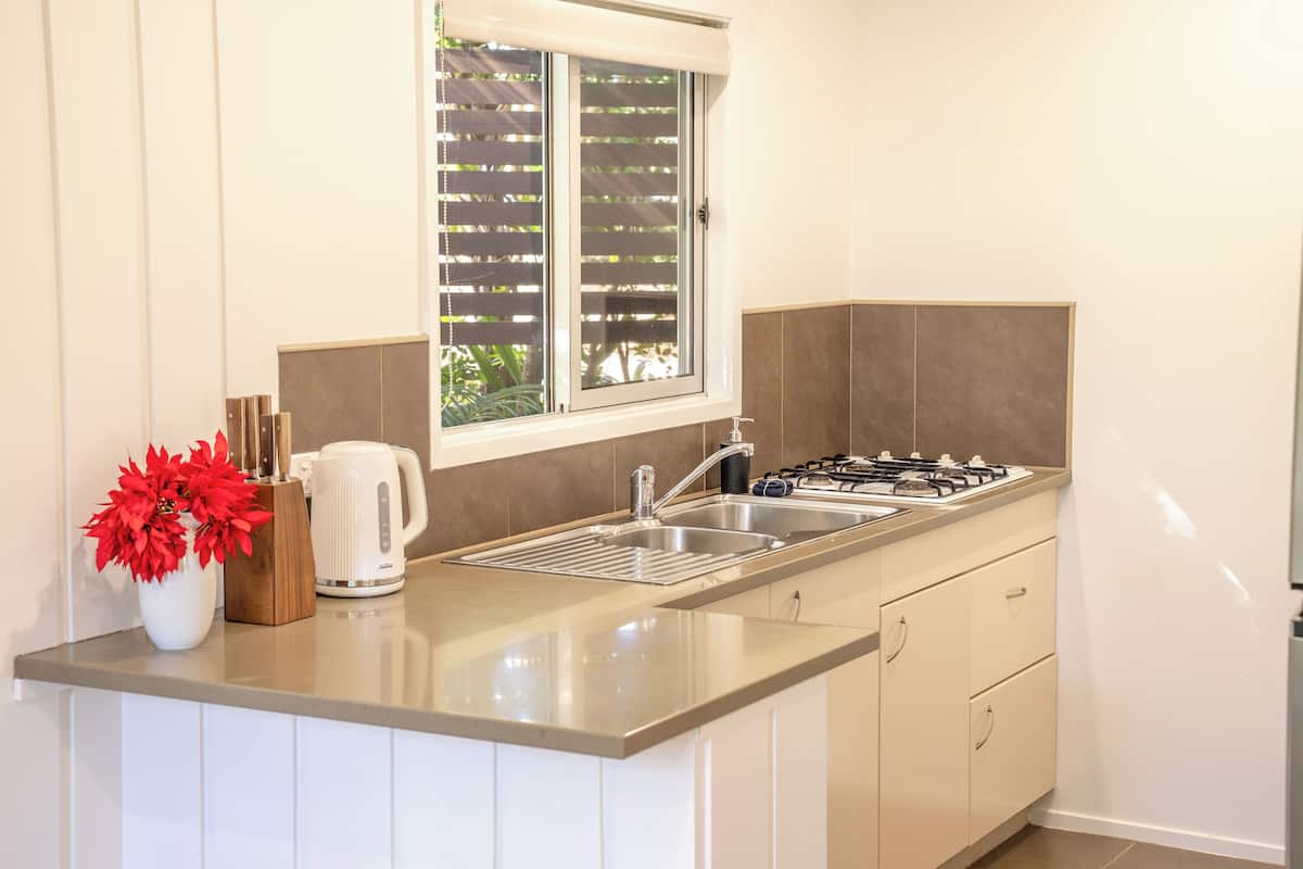 Full-sized fridge, microwave, electric kettle, toaster