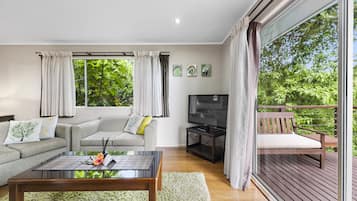 Deluxe-Villa, 2 Schlafzimmer | Wohnbereich