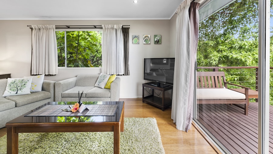Broad Leaf Villas