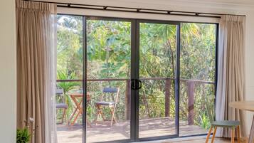 40-Zoll-Flachbildfernseher mit Digitalempfang, LCD-Fernseher