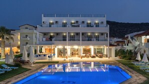 Exterior - Neon Hotel (Hersonissos)
