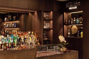 Bar lounge