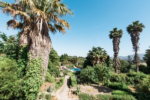 Familien-Suite, 2 Schlafzimmer, Kochnische, Bergblick | Ausblick vom Zimmer
